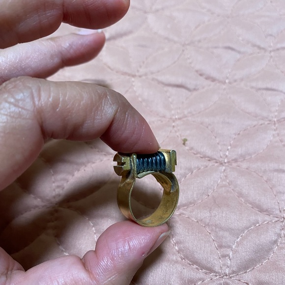 A unique spin on a ring! - Picture 6 of 11